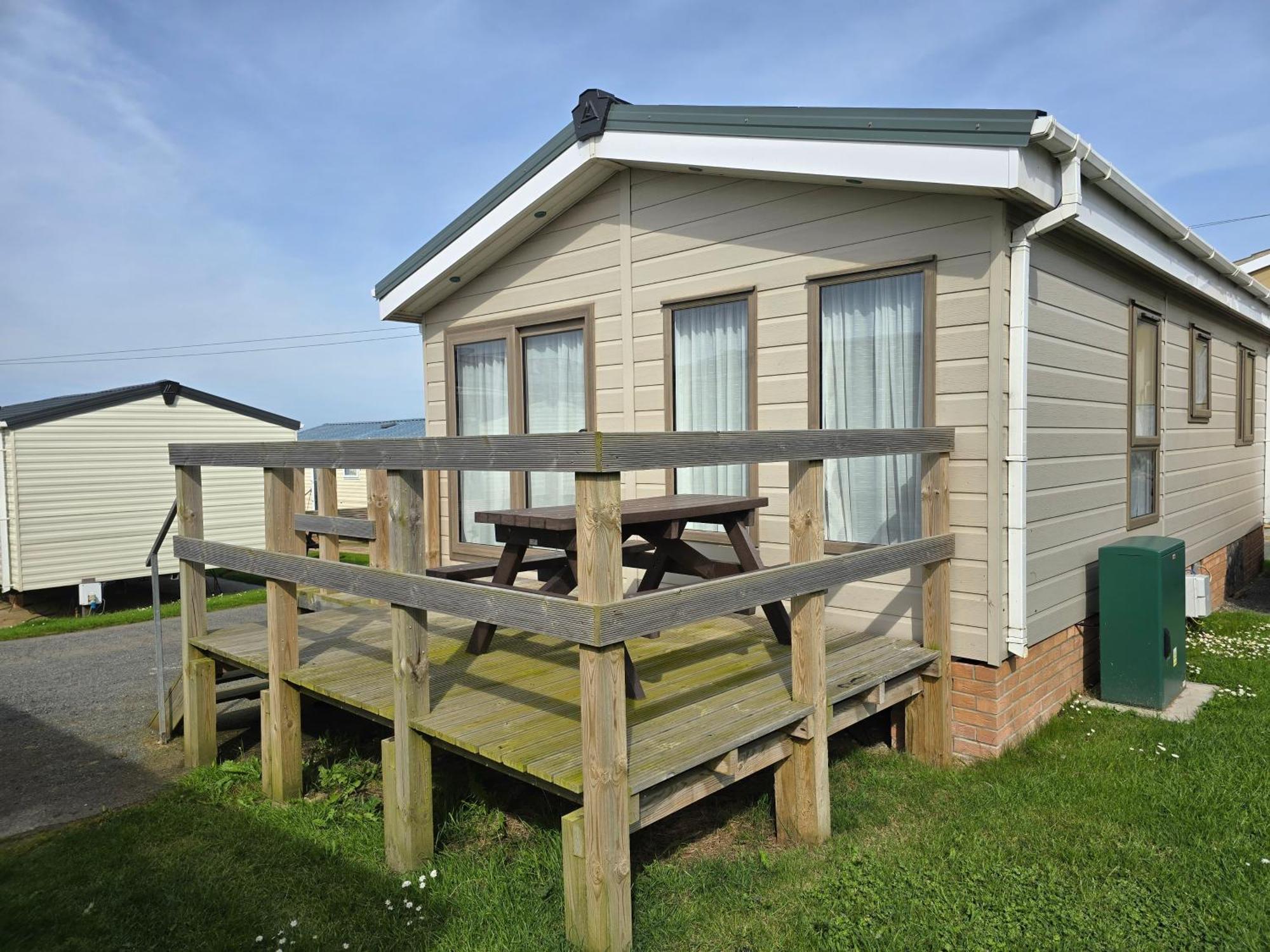 فندق Castaways Holiday Park Bacton  المظهر الخارجي الصورة