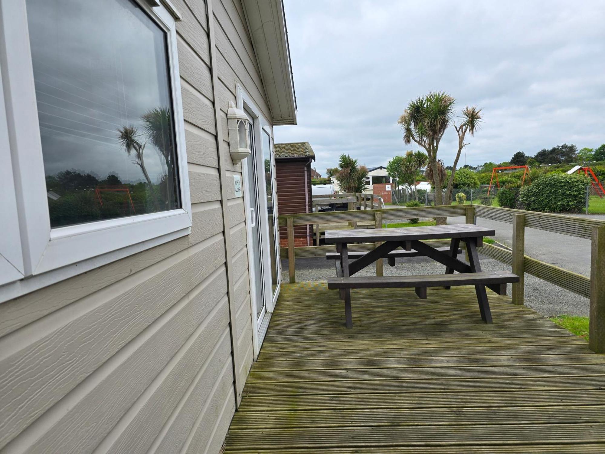 فندق Castaways Holiday Park Bacton  المظهر الخارجي الصورة